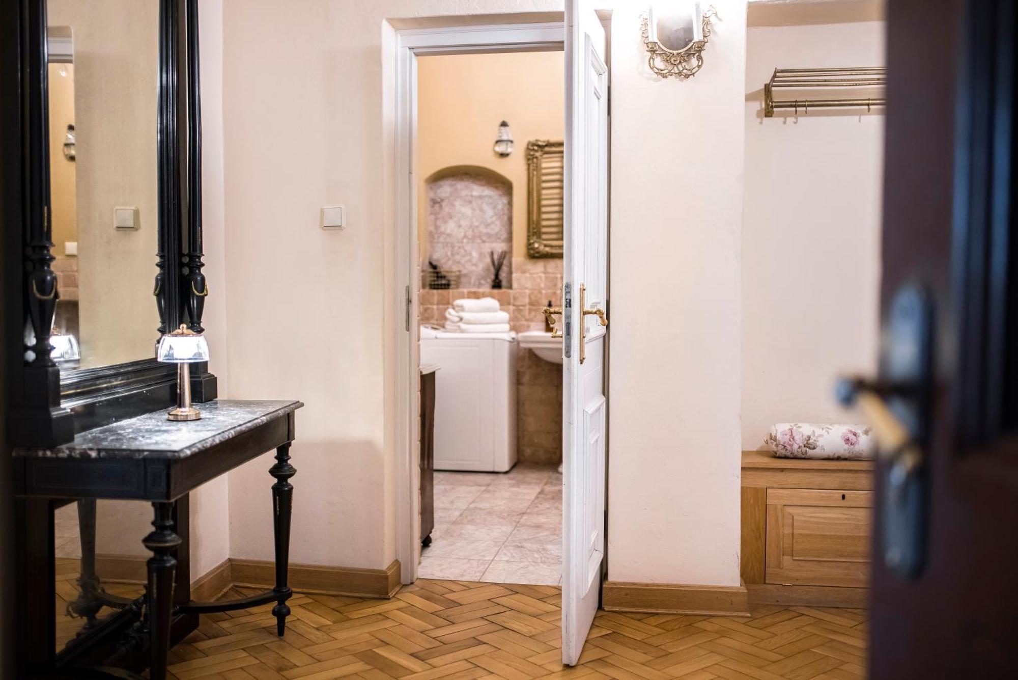 Apartamenty Kamienica Muzykow Old Town Lublin Exterior foto
